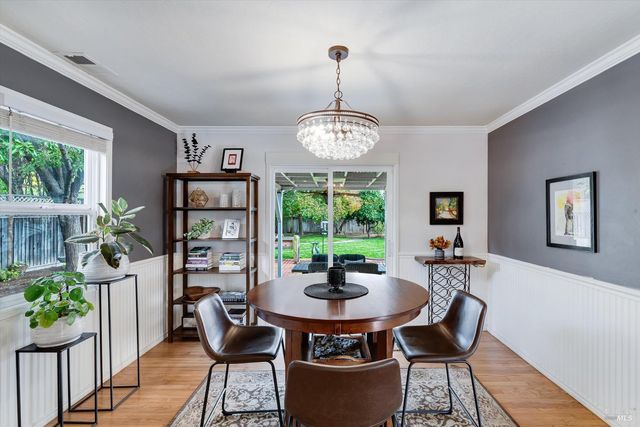 856 5th St W, Sonoma, CA 95476