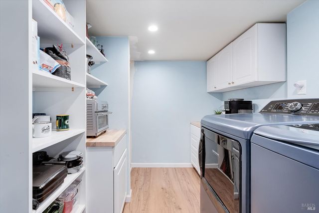 856 5th St W, Sonoma, CA 95476