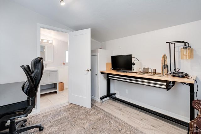 856 5th St W, Sonoma, CA 95476