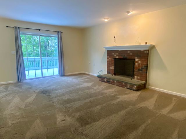 29 Quarry Lane, Hamden, CT 06518