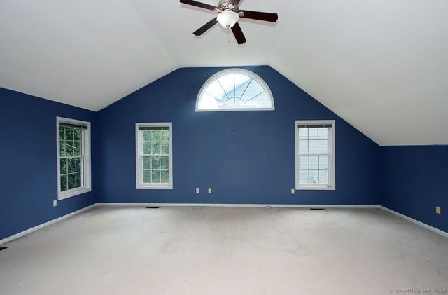 29 Quarry Lane, Hamden, CT 06518