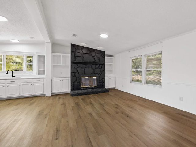 139 Blue Ridge Road, Campobello, SC 29322