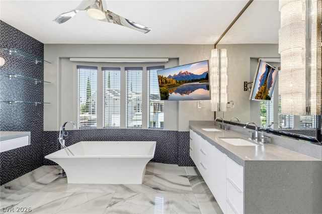 3552 Coventry Gardens Drive, Las Vegas, NV 89135
