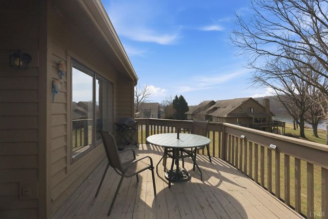 105 Fawn Haven Lane, Huddleston, VA 24104