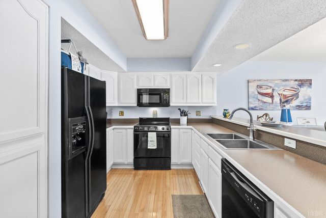 105 Fawn Haven Lane, Huddleston, VA 24104