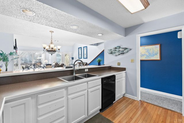 105 Fawn Haven Lane, Huddleston, VA 24104