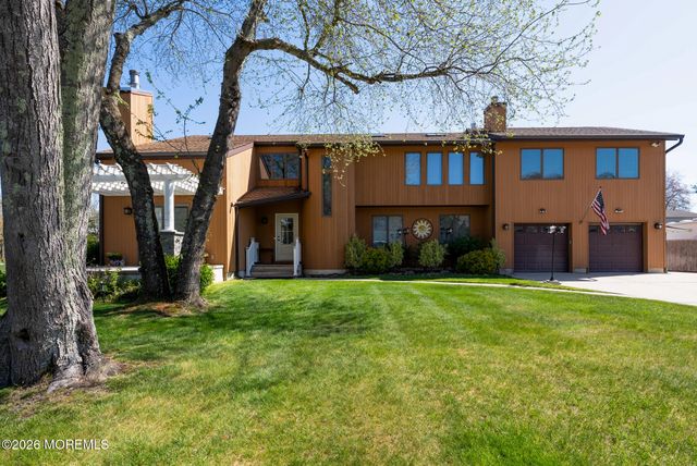 207 Mckinley Court, Brick, NJ 08724