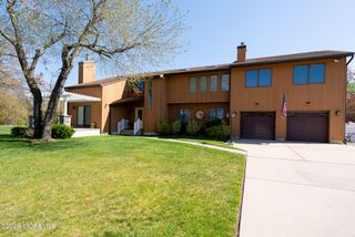 207 Mckinley Court, Brick, NJ 08724