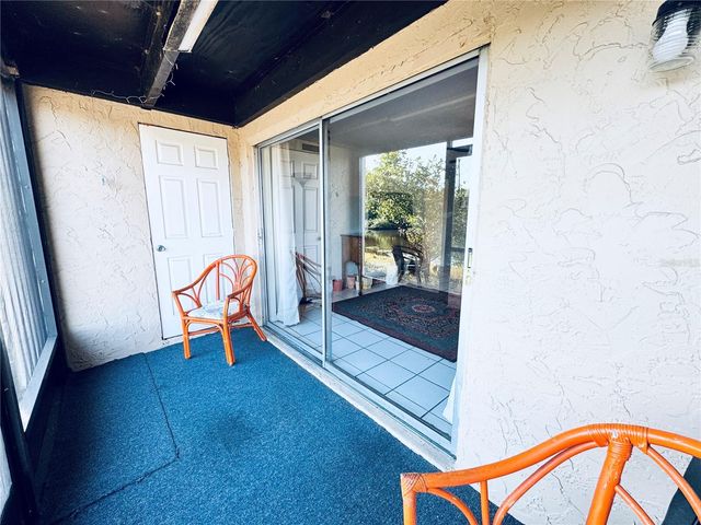 2604 HIDDEN LAKE DRIVE N 2604B, Sarasota, FL 34237