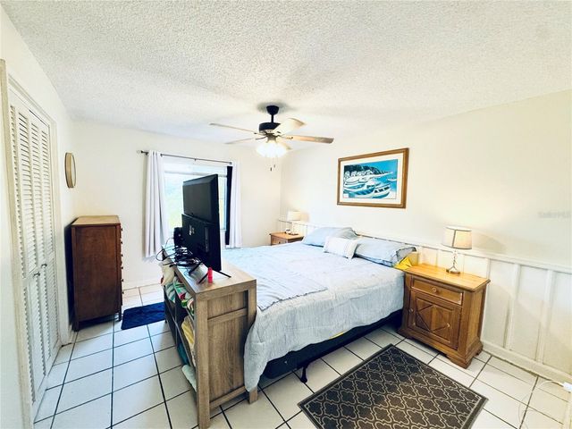 2604 HIDDEN LAKE DRIVE N 2604B, Sarasota, FL 34237