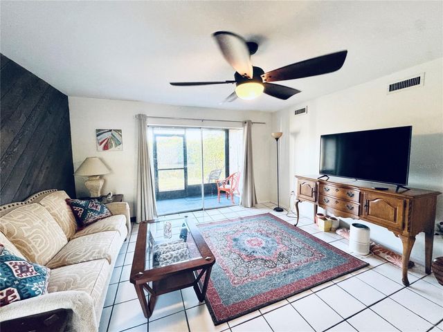 2604 HIDDEN LAKE DRIVE N 2604B, Sarasota, FL 34237