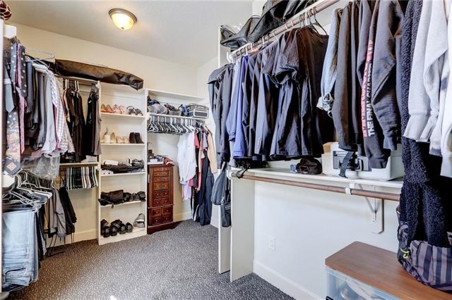 1316 NE Kenwood Drive, Lee's Summit, MO 64064