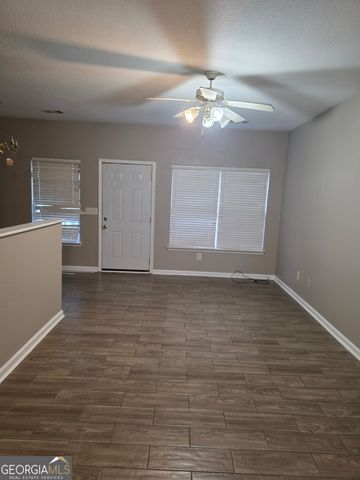 180 Brookview Drive, Riverdale, GA 30274