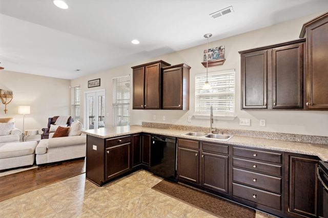 212 Dayside Court, Greer, SC 29651
