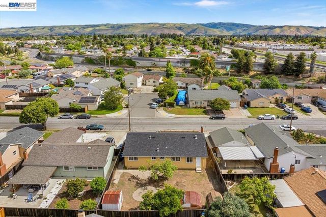 37229 Edith St, Newark, CA 94560
