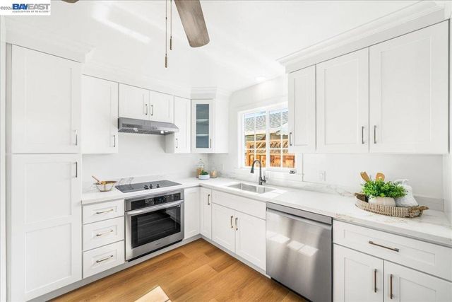 37229 Edith St, Newark, CA 94560