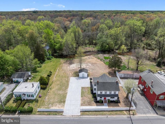 1133 ALMOND RD, Pittsgrove, NJ 08318