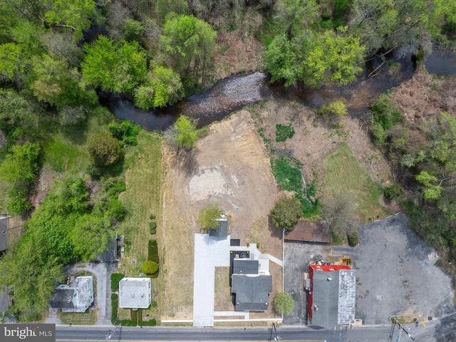 1133 ALMOND RD, Pittsgrove, NJ 08318