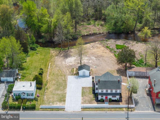 1133 ALMOND RD, Pittsgrove, NJ 08318