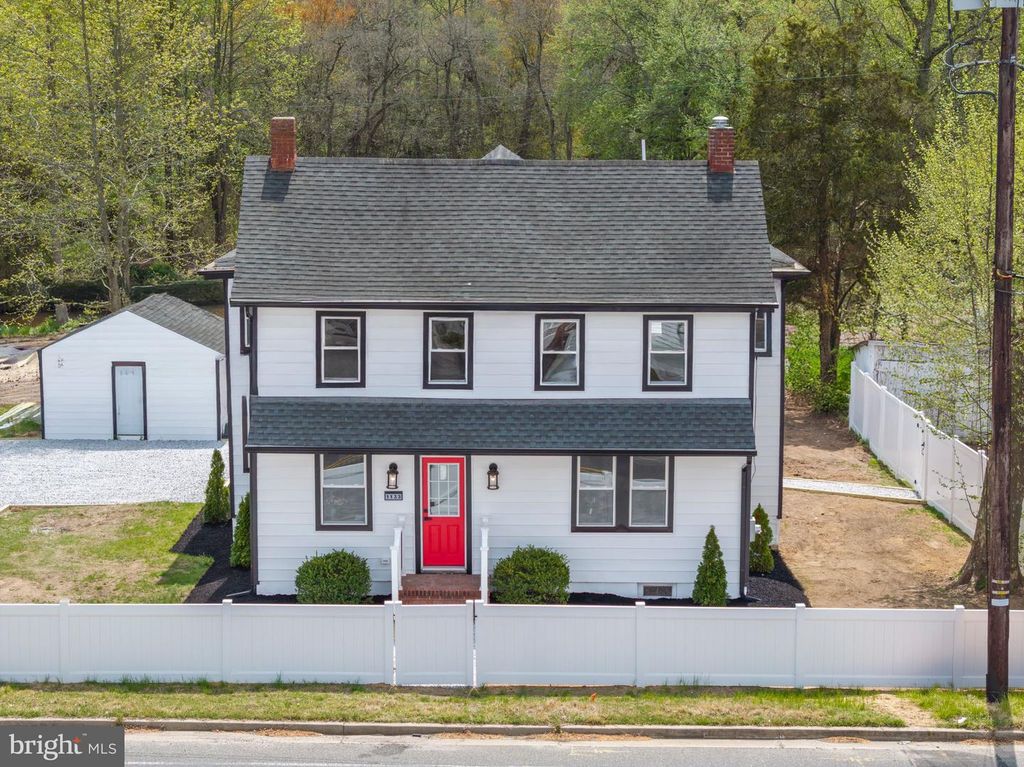 1133 ALMOND RD, Pittsgrove, NJ 08318