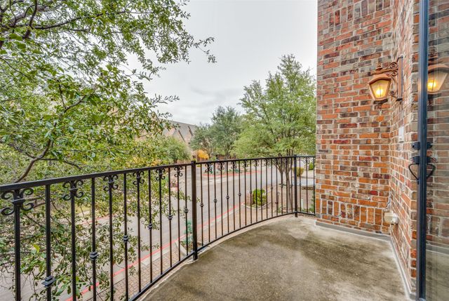 632 Rockingham Drive, Irving, TX 75063