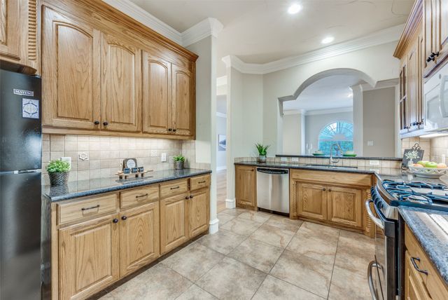 632 Rockingham Drive, Irving, TX 75063