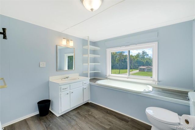 3363 E Pierson Road, Flint, MI 48506