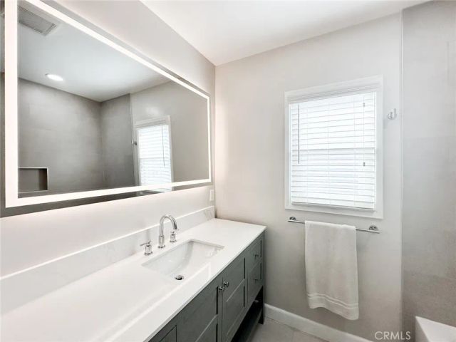 306 W Porter, Fullerton, CA 92832