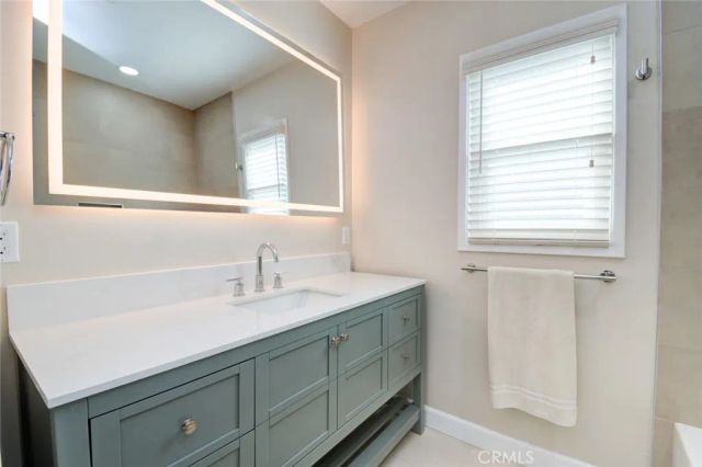 306 W Porter, Fullerton, CA 92832