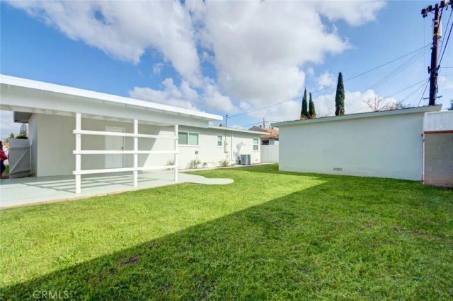 306 W Porter, Fullerton, CA 92832