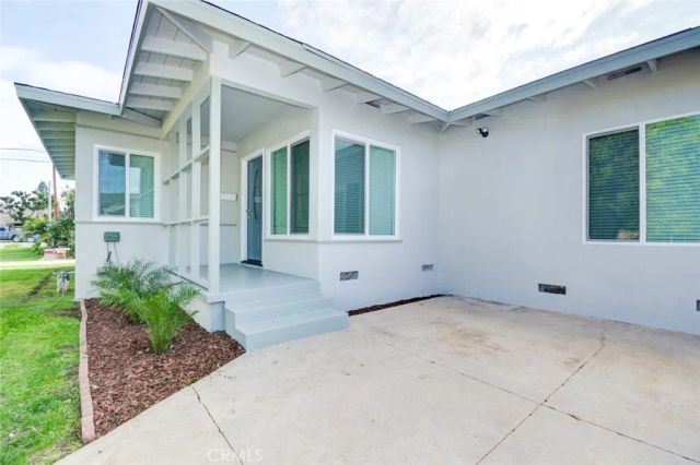 306 W Porter, Fullerton, CA 92832