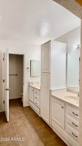 2140 W UTOPIA Road, Phoenix, AZ 85027