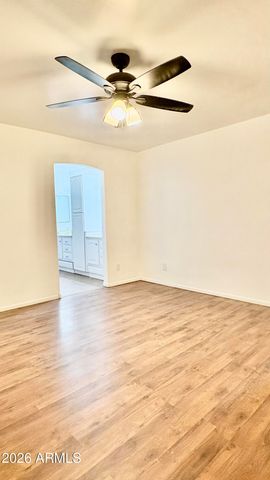 2140 W UTOPIA Road, Phoenix, AZ 85027