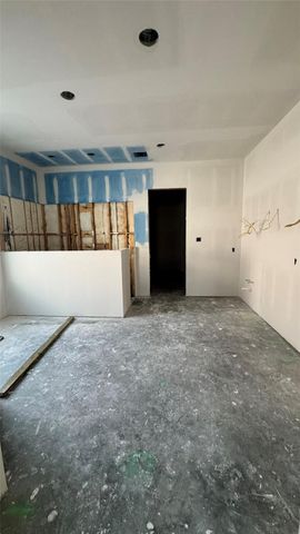 65 Shadow Creek Ridge Drive, Spring, TX 77389