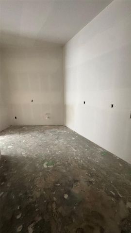 65 Shadow Creek Ridge Drive, Spring, TX 77389