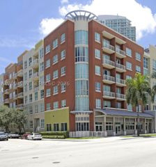 2001 Biscayne Blvd 3504, Miami, FL 33137