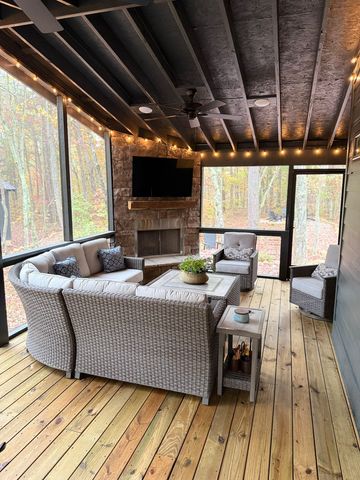 70 Sunset Bluff Way, Monteagle, TN 37356