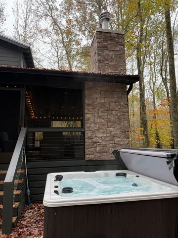 70 Sunset Bluff Way, Monteagle, TN 37356