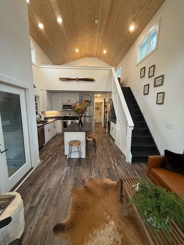 70 Sunset Bluff Way, Monteagle, TN 37356