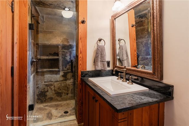 976 NC 3010, Jasper, AR 72641