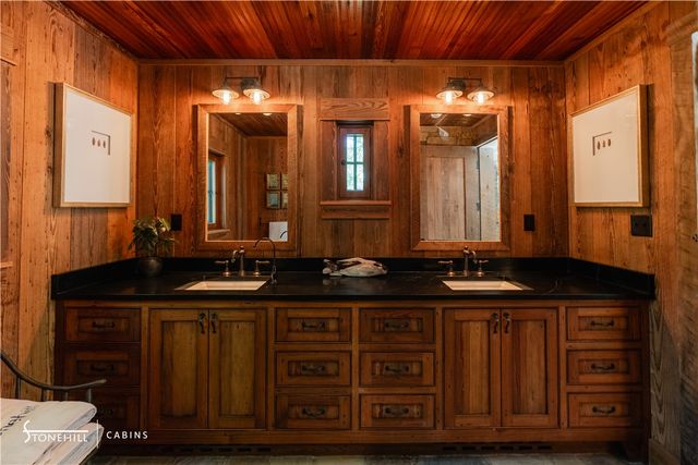 976 NC 3010, Jasper, AR 72641