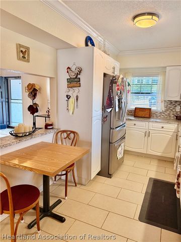 148 N Lake Reedy Boulevard, Frostproof, FL 33843