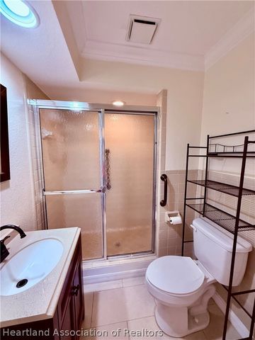 148 N Lake Reedy Boulevard, Frostproof, FL 33843