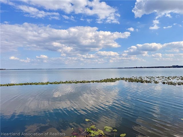 148 N Lake Reedy Boulevard, Frostproof, FL 33843