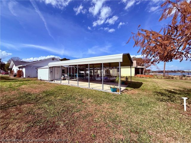 148 N Lake Reedy Boulevard, Frostproof, FL 33843