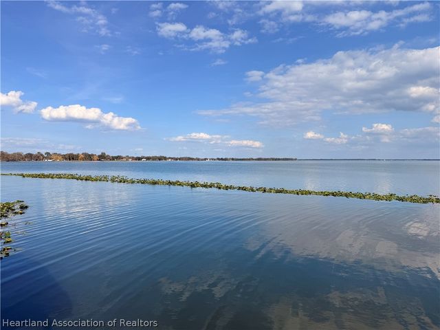 148 N Lake Reedy Boulevard, Frostproof, FL 33843