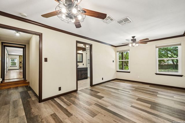 26410 Teepee Ln., Boerne, TX 78006