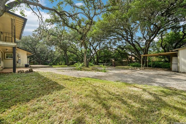 26410 Teepee Ln., Boerne, TX 78006