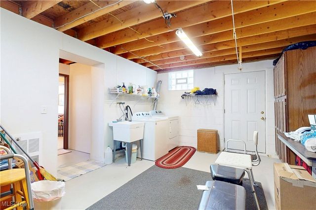 220 Bantam Ridge Court, Wintersville, OH 43953