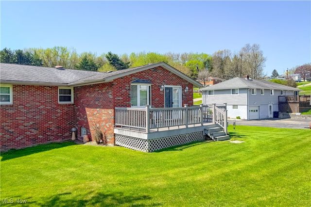 220 Bantam Ridge Court, Wintersville, OH 43953